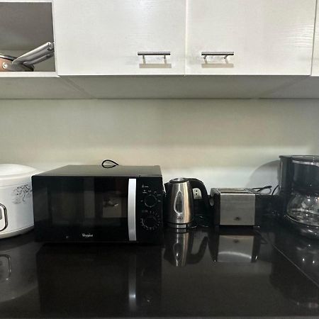 Suites De Marina Manila With Netflix Extérieur photo
