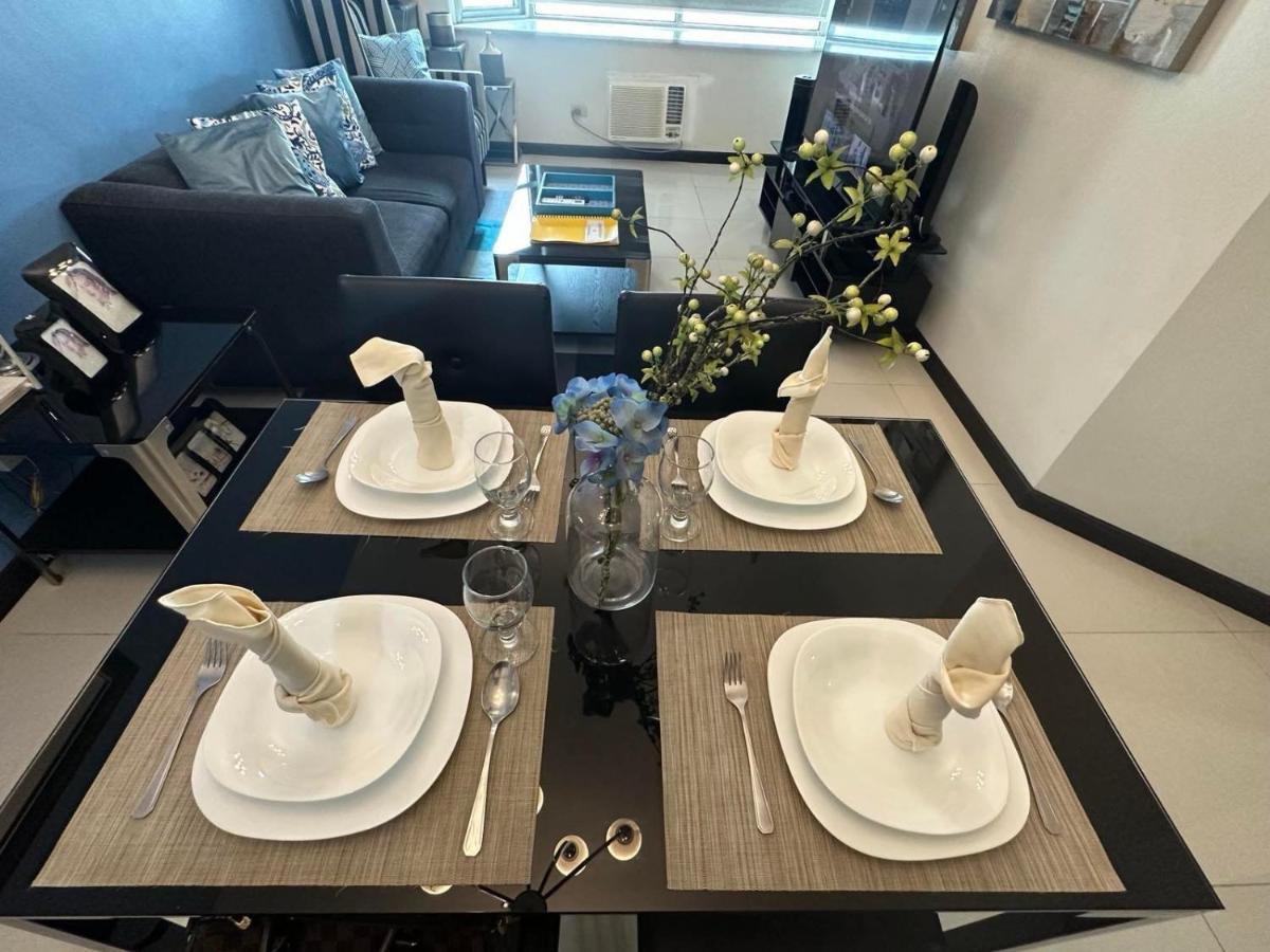 Suites De Marina Manila With Netflix Extérieur photo