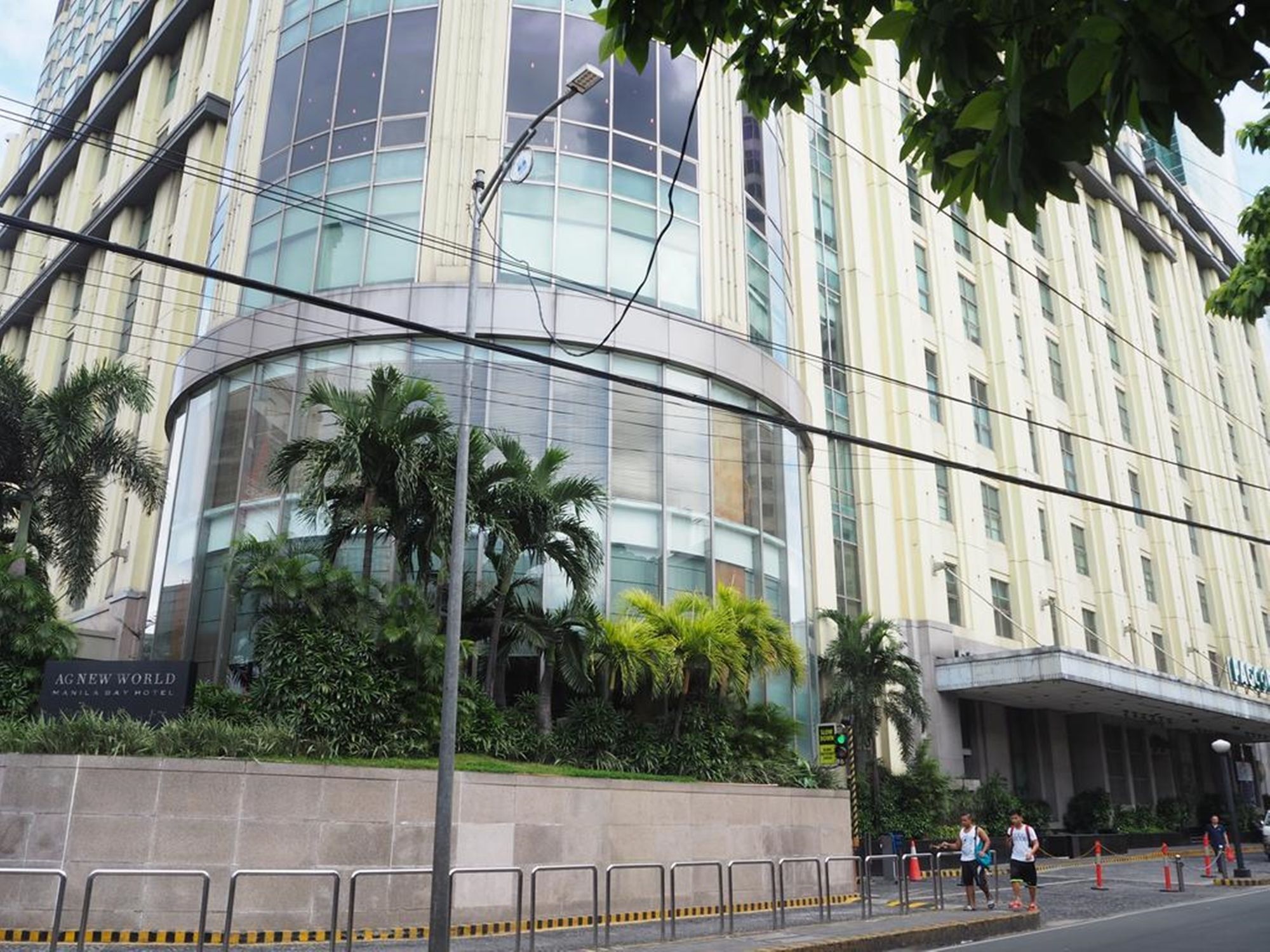 Suites De Marina Manila With Netflix Extérieur photo