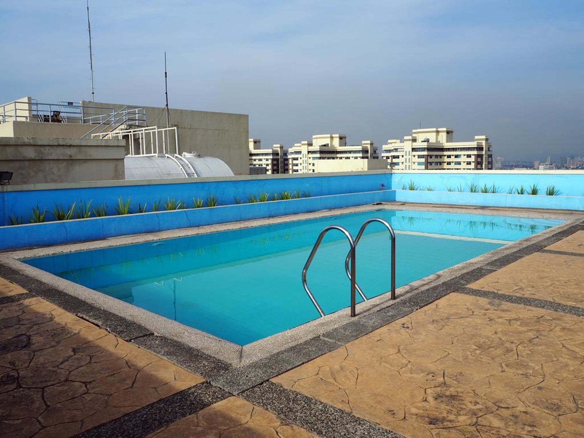 Suites De Marina Manila With Netflix Extérieur photo