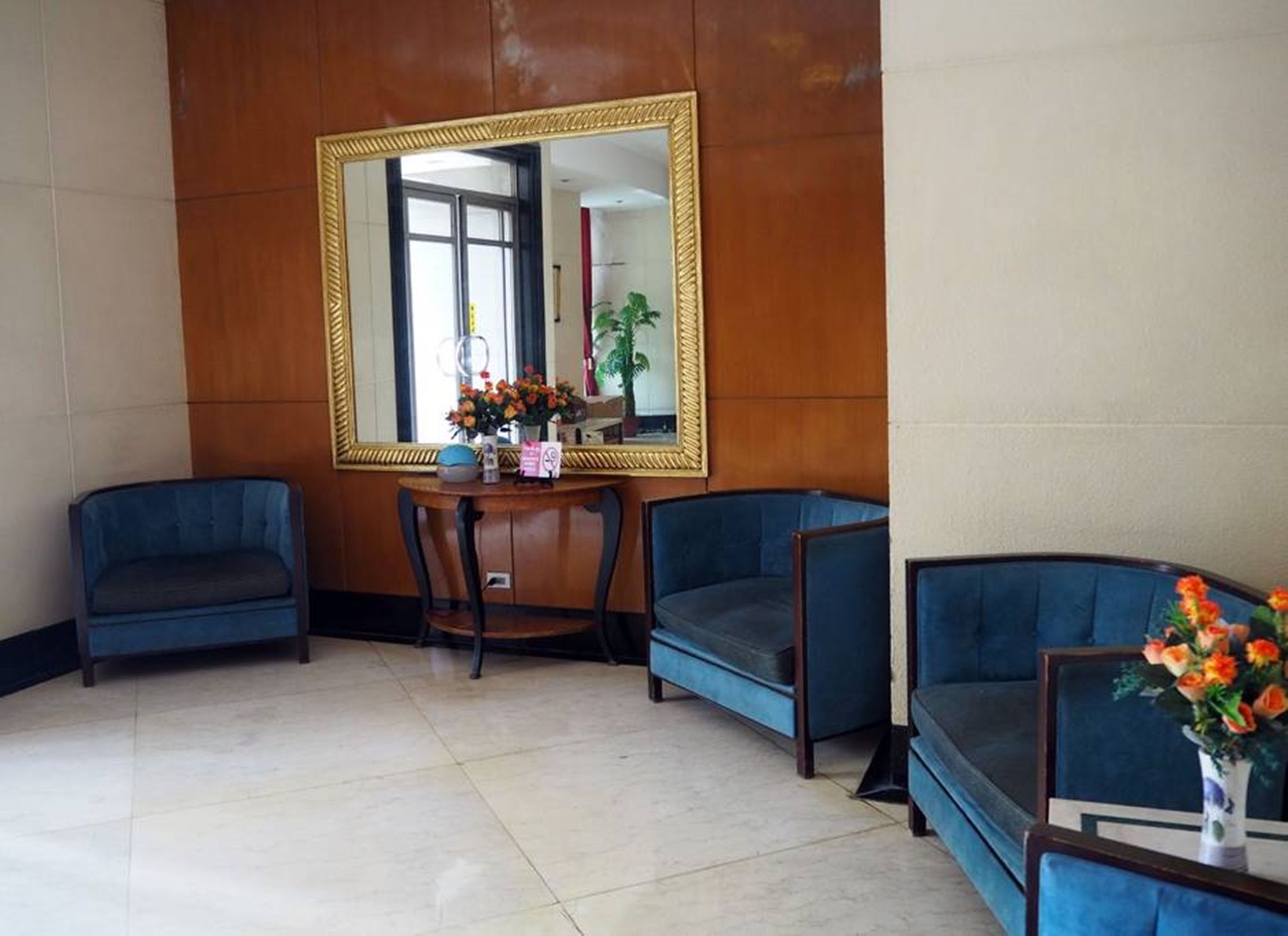 Suites De Marina Manila With Netflix Extérieur photo