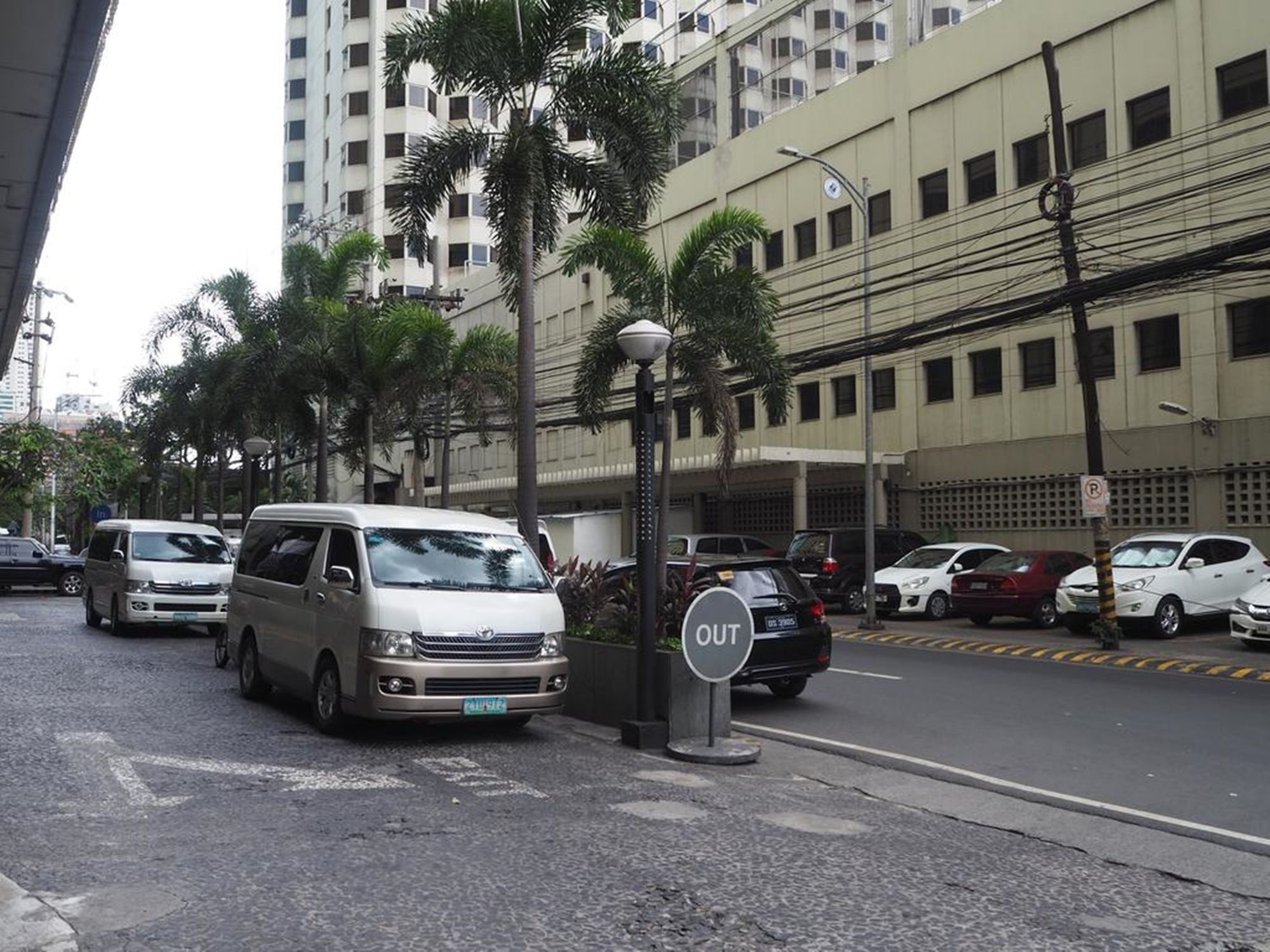 Suites De Marina Manila With Netflix Extérieur photo